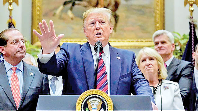  اکونومیست: چرا ترامپ حرف از مذاکره می‌زند